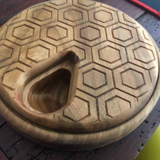 ROUND WEEKLY PILL BOX - HONEYCOMB - JTNLAB