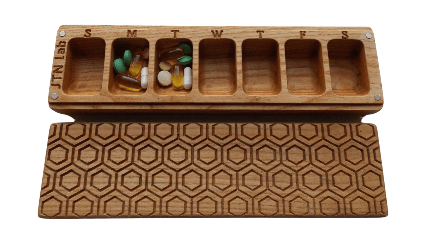 JTNlab PILLBOX BIG WEEKLY PILL BOX - HONEYCOMB