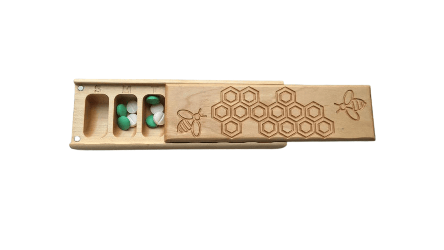 JTNlab PILLBOX Maple / No Personalization / Internal Lid WOODEN PILL BOX - HONEYCOMB vs BEES