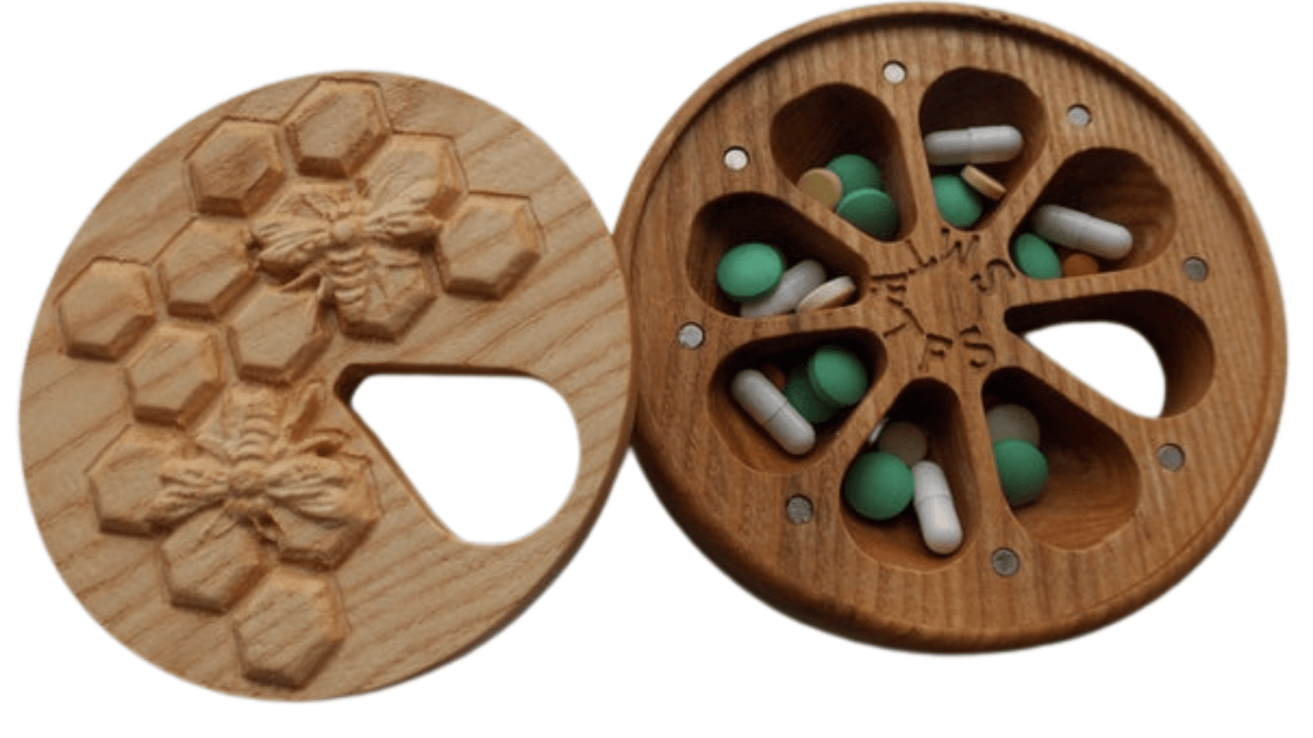 JTNlab PILLBOX ROUND WOODEN PILL BOX - 3D HONEYCOMB vs BEES
