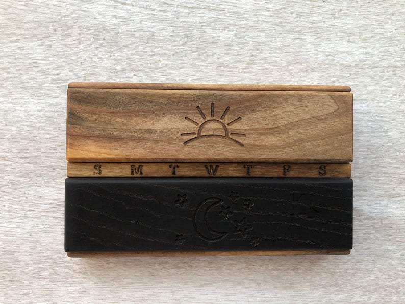 JTNlab PILLBOX WOODEN DAY/NIGHT PILL BOX  - SUN AND MOON v2