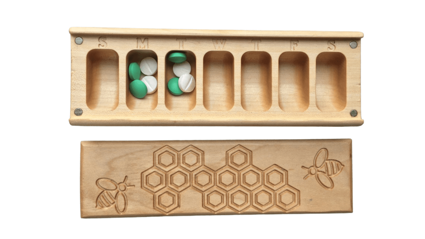 JTNlab PILLBOX WOODEN PILL BOX - HONEYCOMB vs BEES