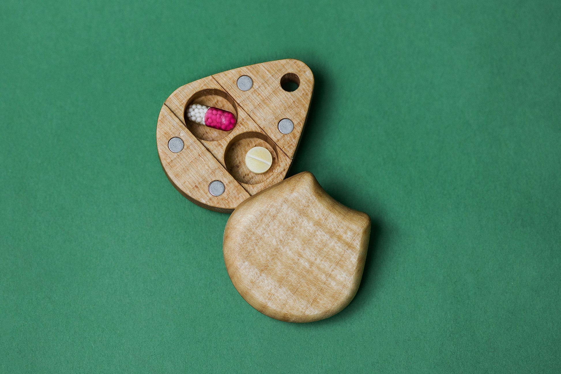 Wooden Keychain Pill Holder - Day & Night Pill Box - JTNLAB