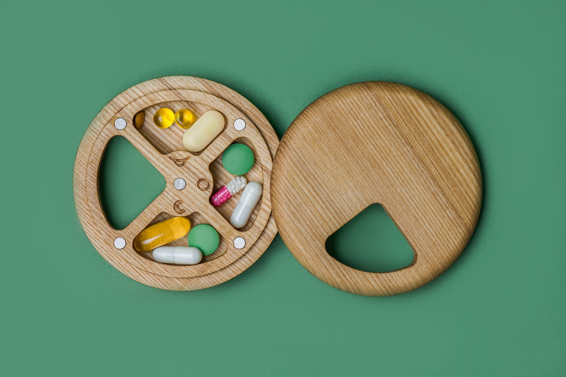 Wooden Travel Pill Box 2-4 Day & Night - JTNLAB