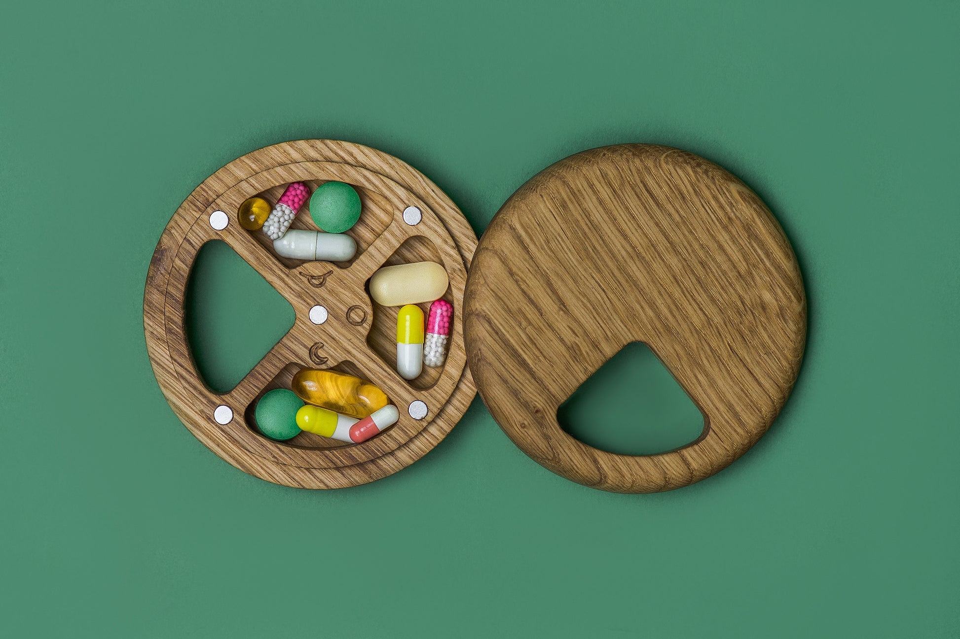 Wooden Travel Pill Box 2-4 Day & Night - JTNLAB