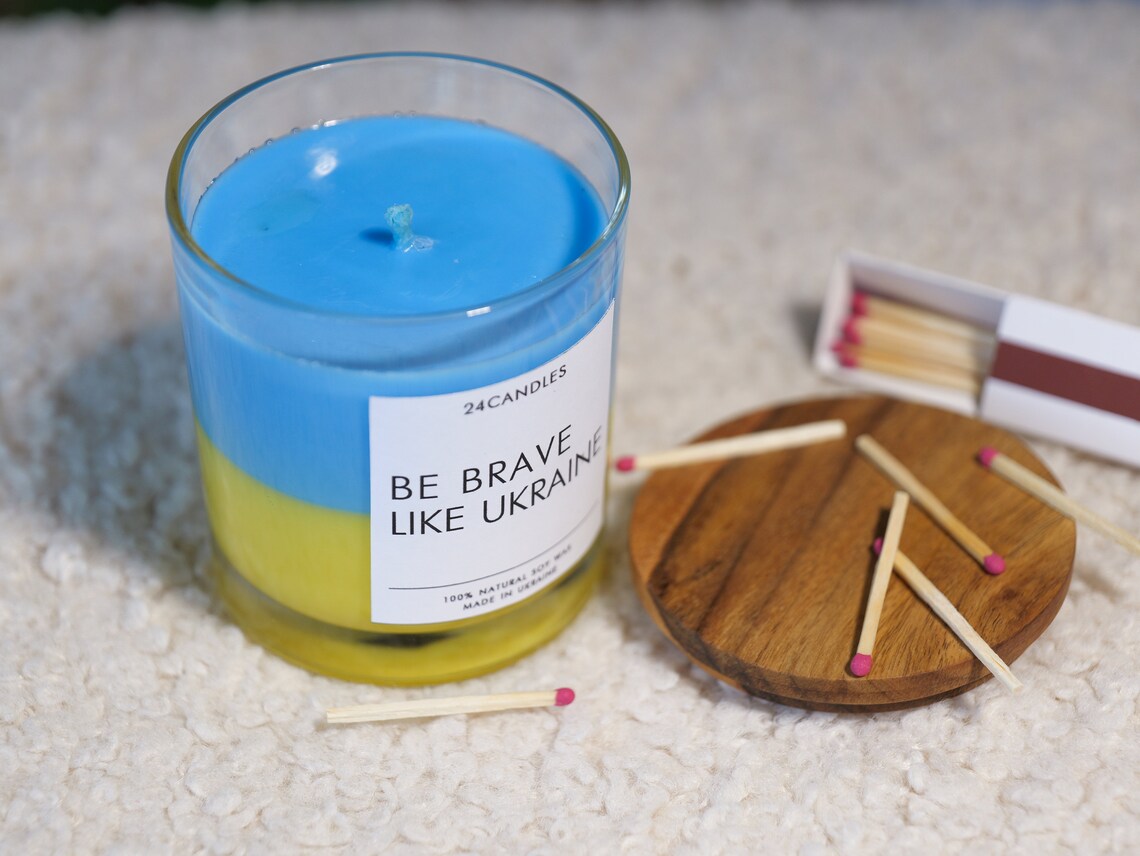 Natural Soy Wax Candle - 8 oz Candles Be Brave Like Ukraine - JTNLAB