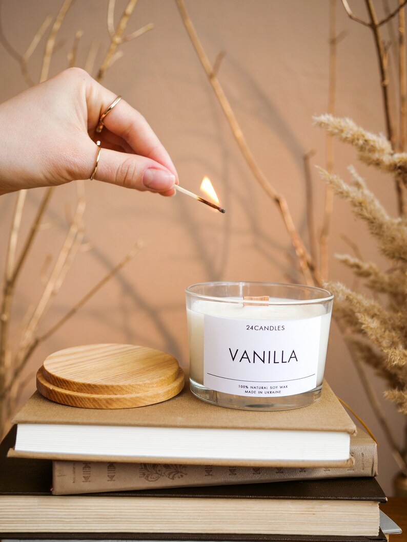 Sweet Smelling Candle 100% Natural Soy Wax. Personalized Aroma Handmade Candle. - JTNLAB