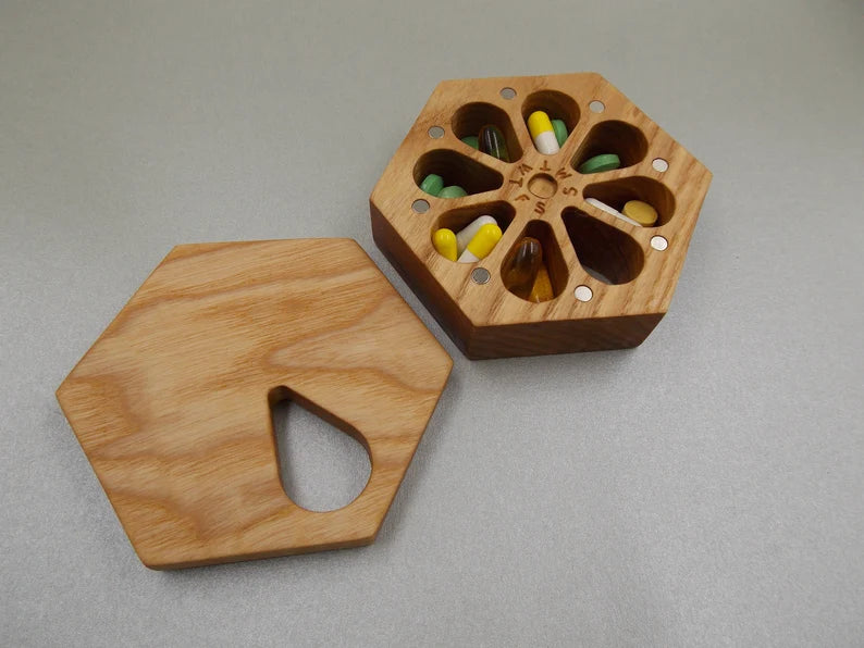 Honeycomb Pill Box Seven Day Pill Organize Wooden Case 8 - JTNLAB