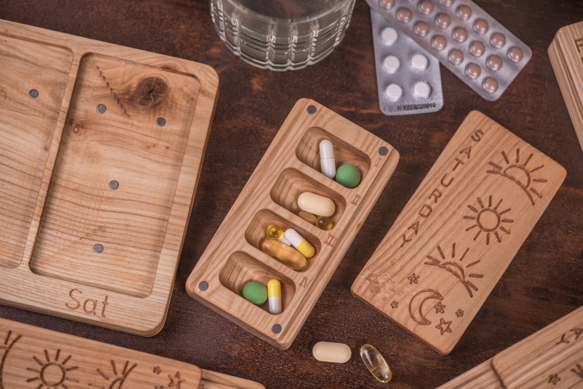Wooden Pill Box 7 Day Night 4 times day Modular wall box 9 - JTNLAB