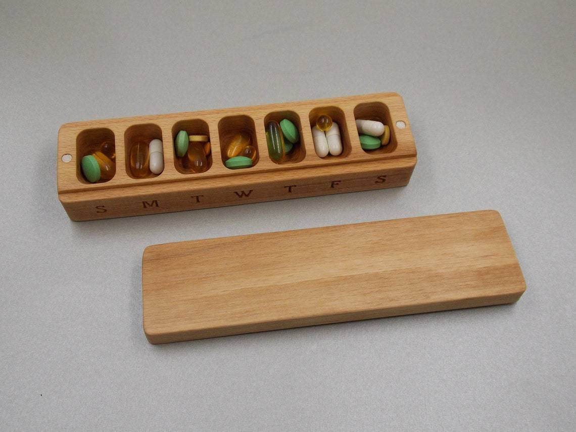 WEEKLY POCKET PILL BOX - NATURAL WOOD - JTNLAB