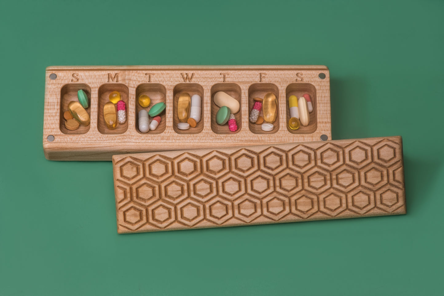 Pill Box Seven Day Weekly Pill Box Nature Ornament Honeycomb Pill Container - JTNLAB