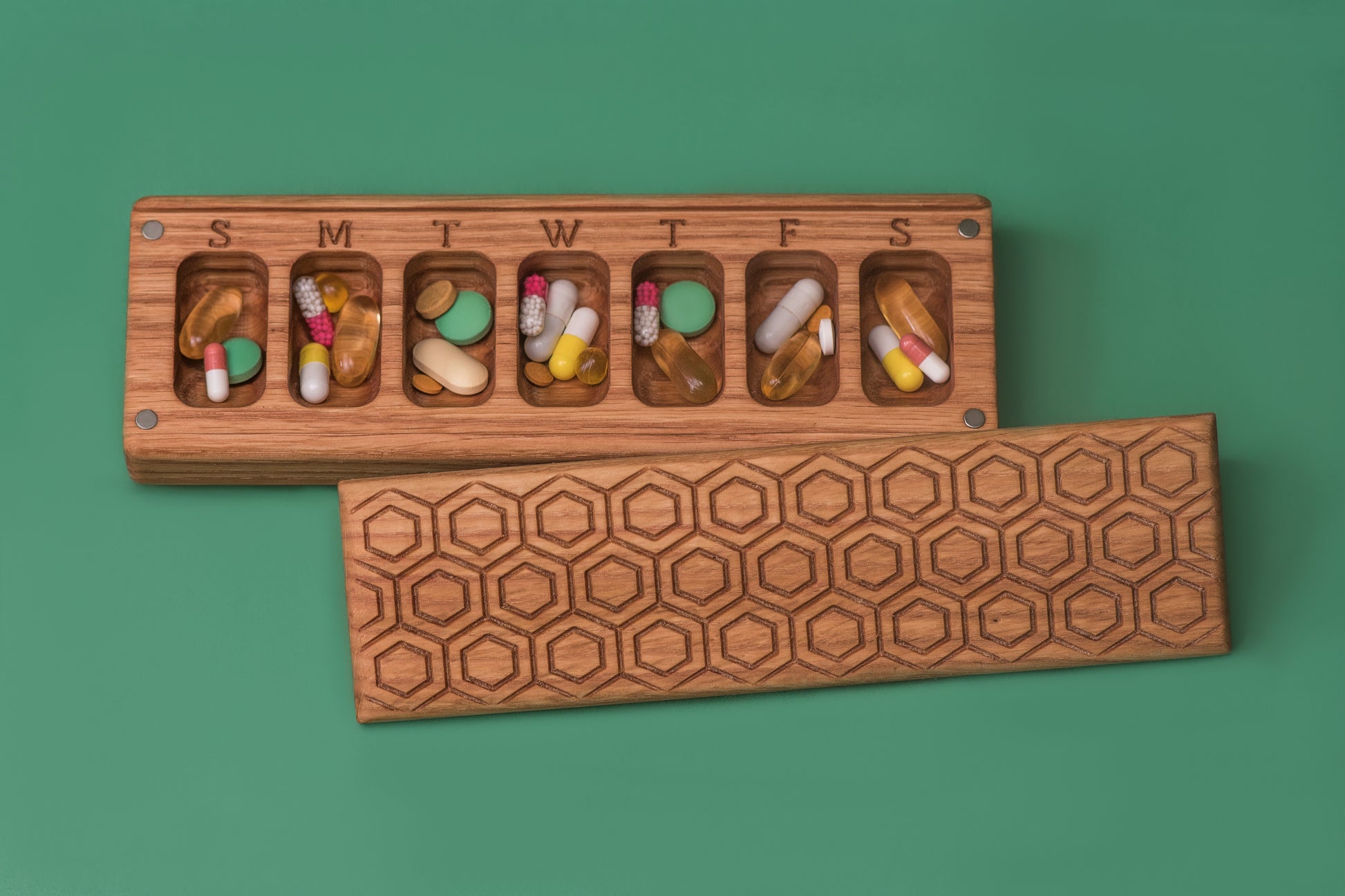 Pill Box Seven Day Weekly Pill Box Nature Ornament Honeycomb Pill Container - JTNLAB