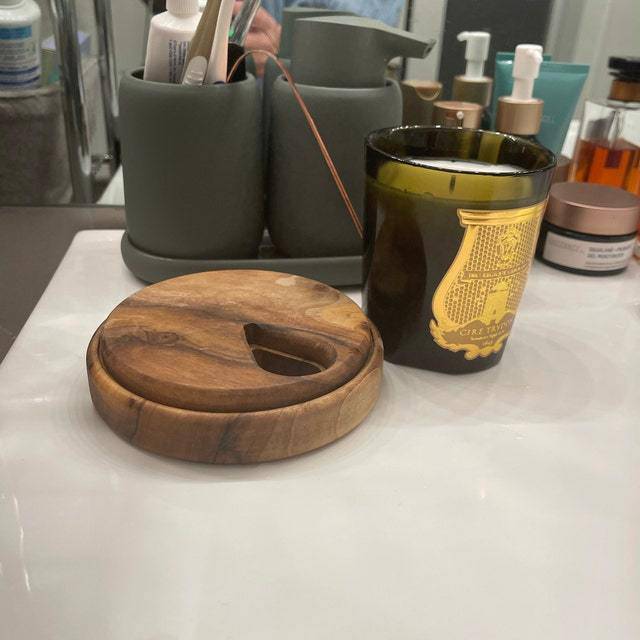 ROUND WEEKLY PILL BOX  - NATURAL WOOD - JTNLAB