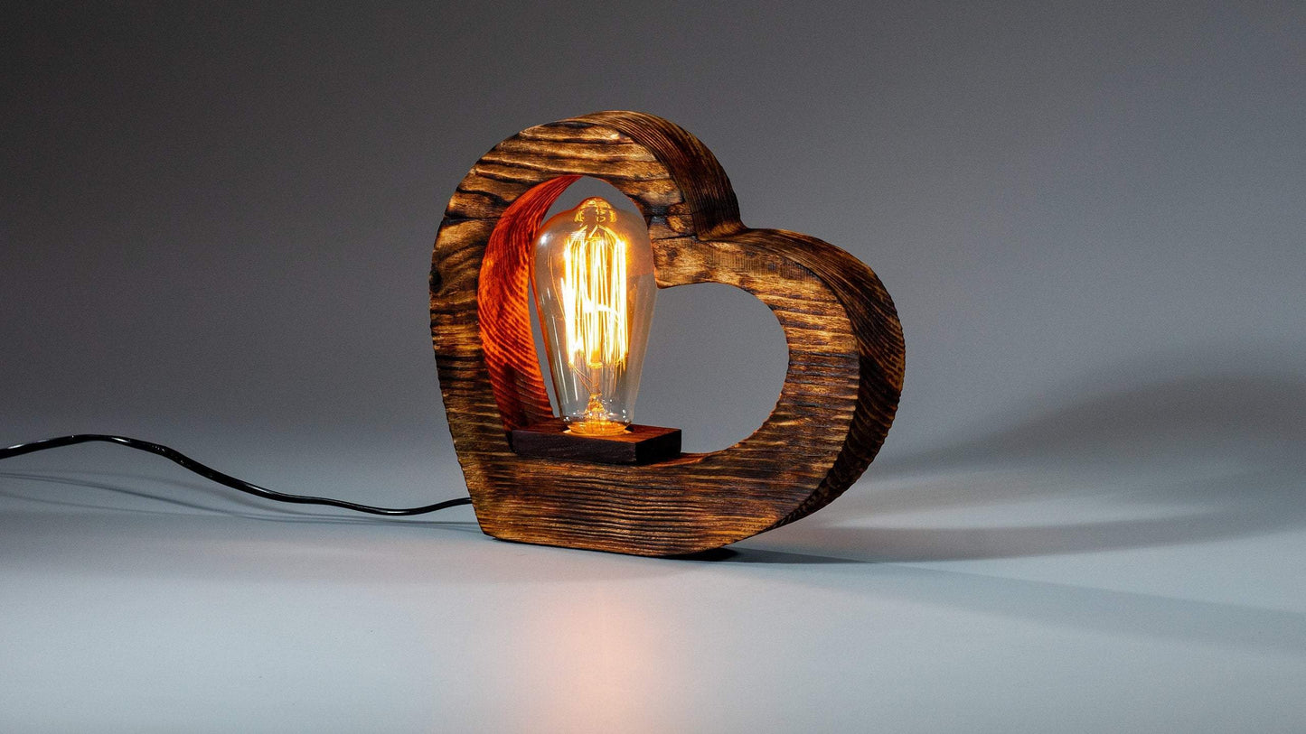 JTNlab LAMP Pine WOODEN VINTAGE LAMP - HEART