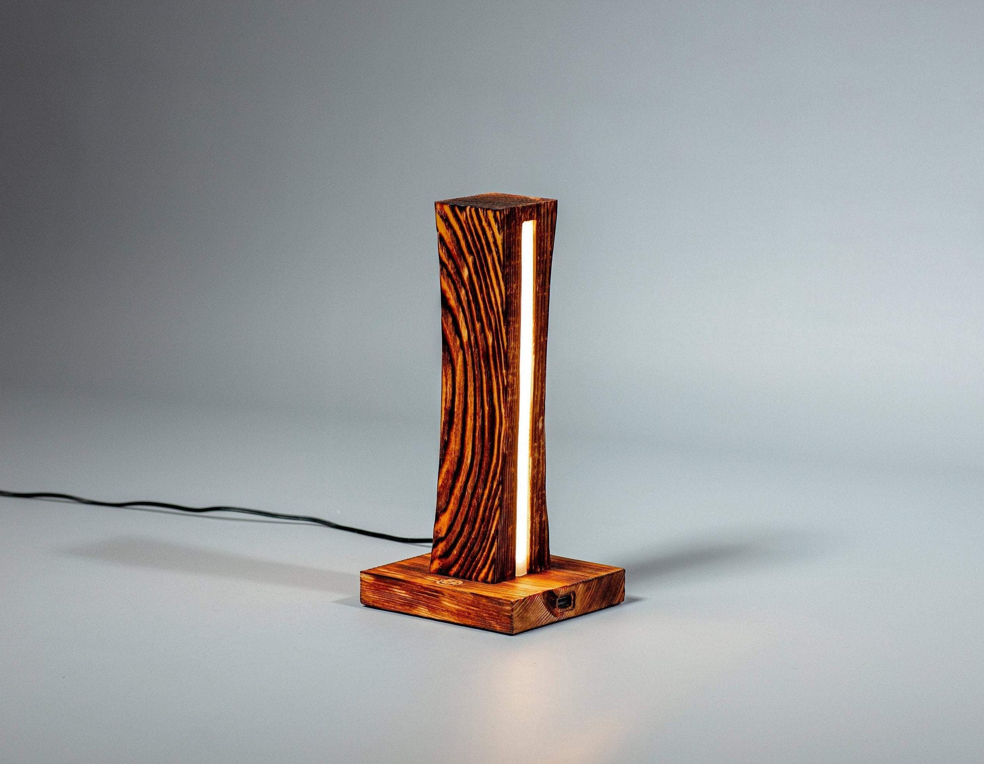 JTNlab LAMP WOODEN TABLE LAMP - TOWER