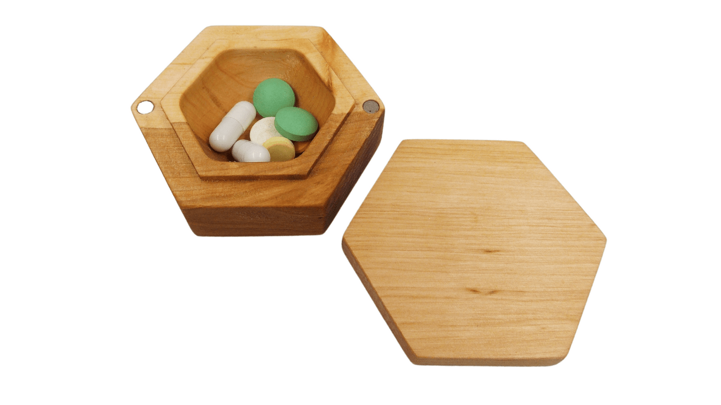 JTNlab PILLBOX Alder / No Personalization HEXAGON POCKET PILL BOX - NATURAL WOOD