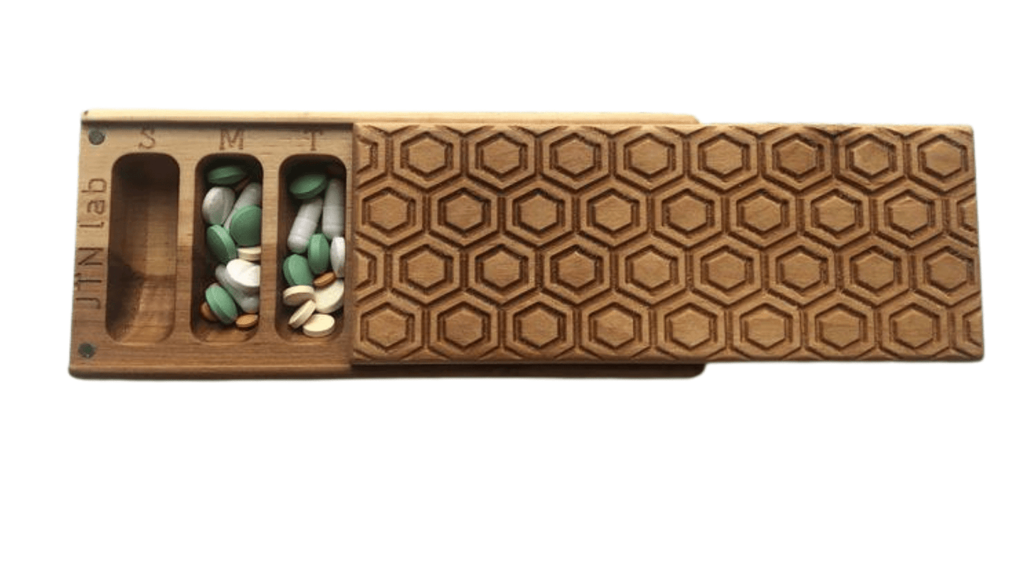 JTNlab PILLBOX Alder / Please Select BIG WOODEN PILL BOX - HONEYCOMB