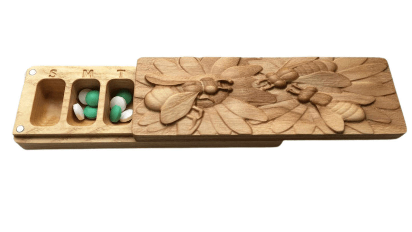 JTNlab PILLBOX Ash / No Personalization WOODEN PILL BOX - 3D BEES ON FLOWERS