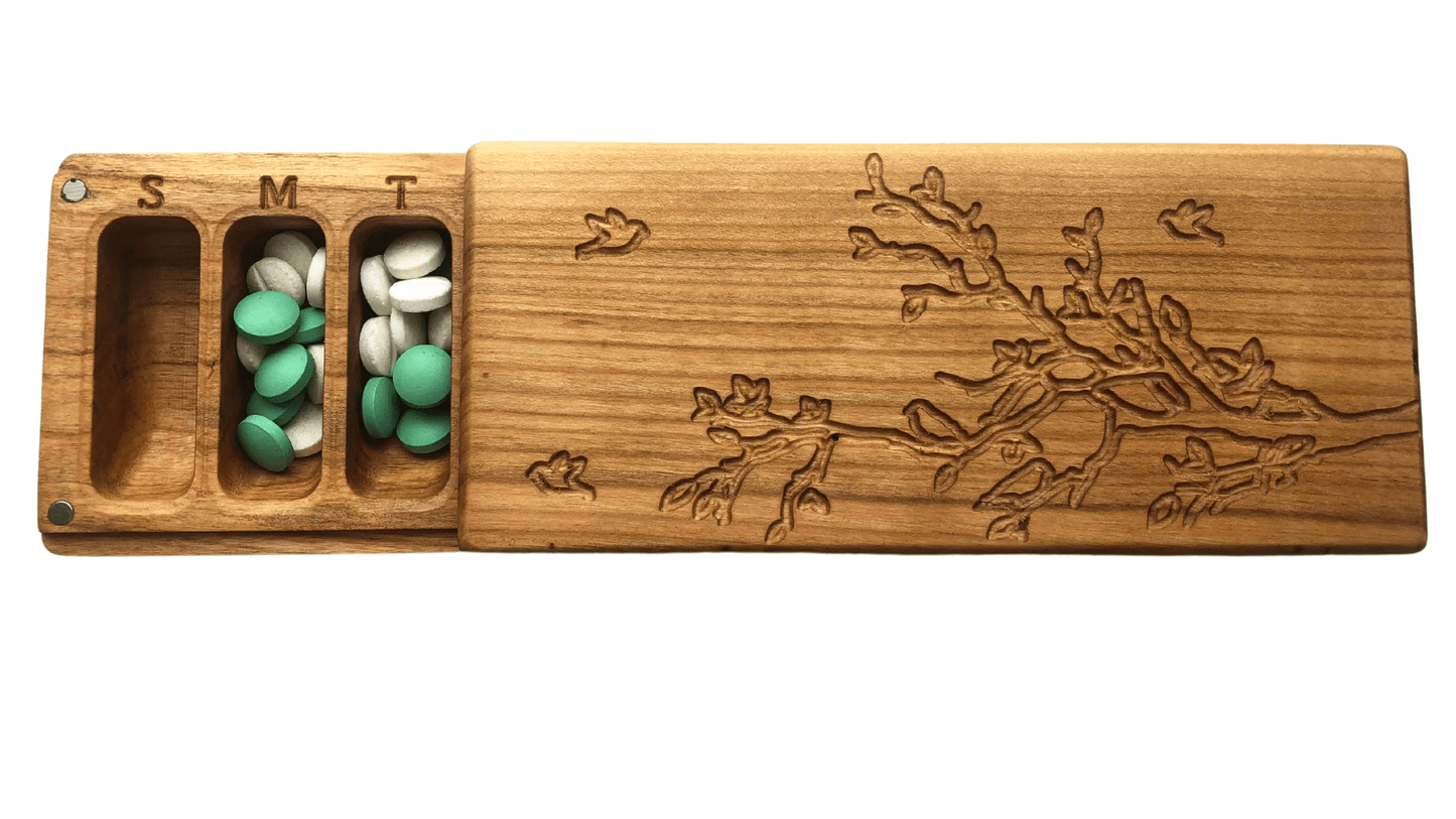 JTNlab PILLBOX Cherry / Please Select BIG WOODEN PILL BOX - BIRDS ON BRANCH