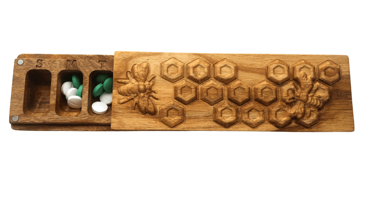 JTNlab PILLBOX Cherry / Please Select WOODEN PILL BOX - 3D HONEYCOMB vs BEES