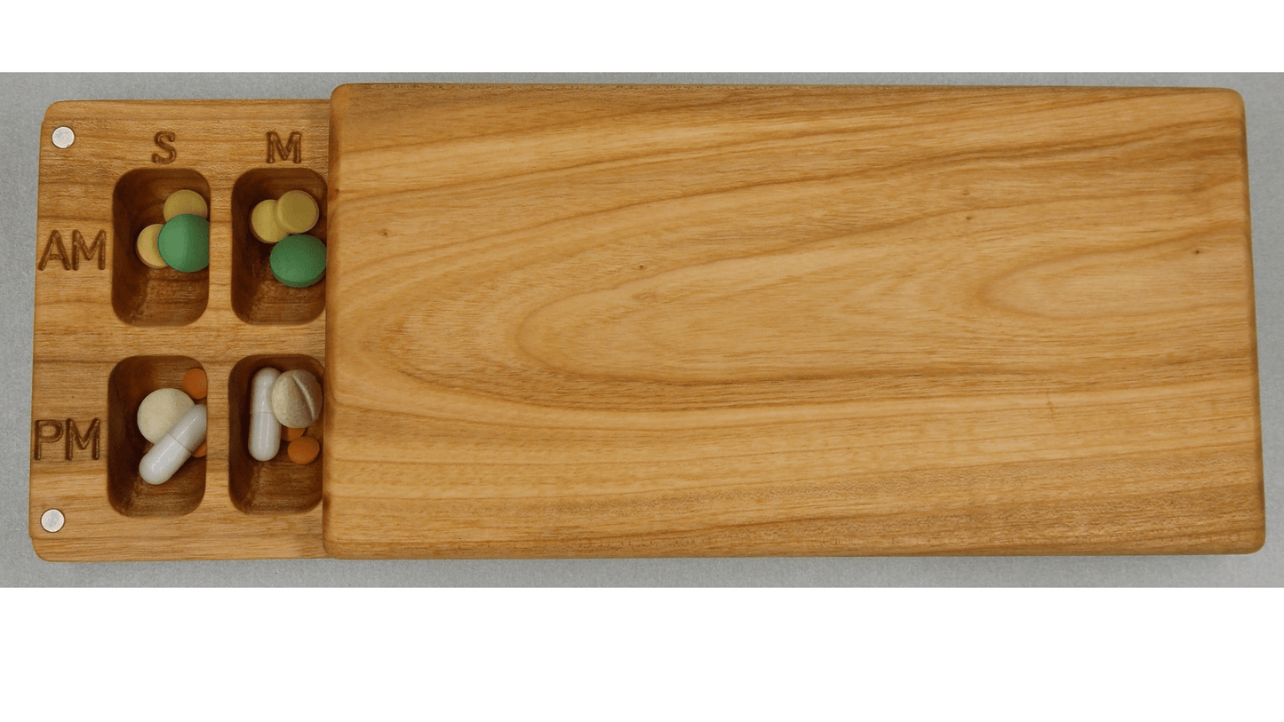 JTNlab PILLBOX WOODEN DAY/NIGHT A.M.-P.M. PILL BOX - NATURAL WOOD