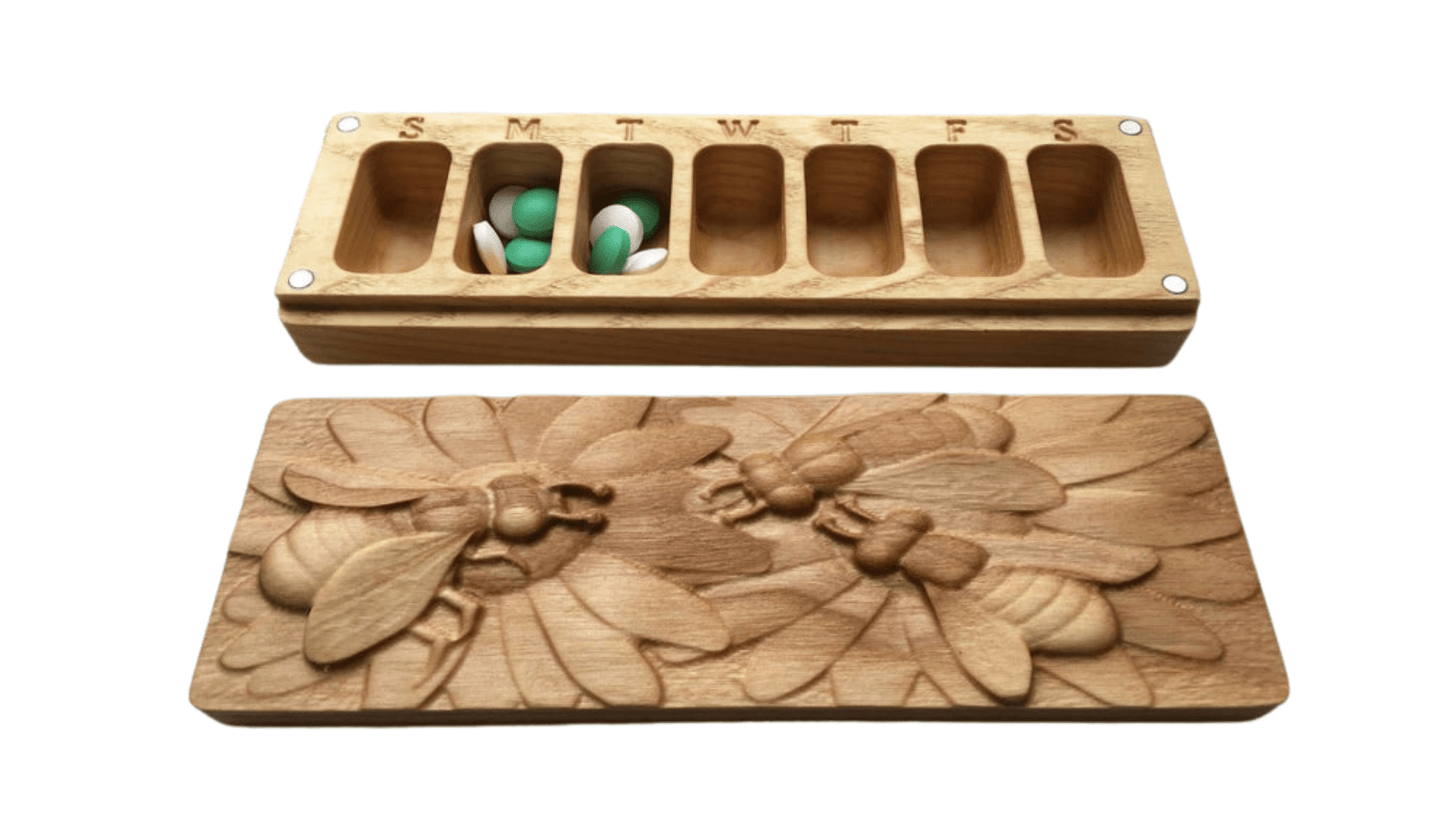 JTNlab PILLBOX WOODEN PILL BOX - 3D BEES ON FLOWERS