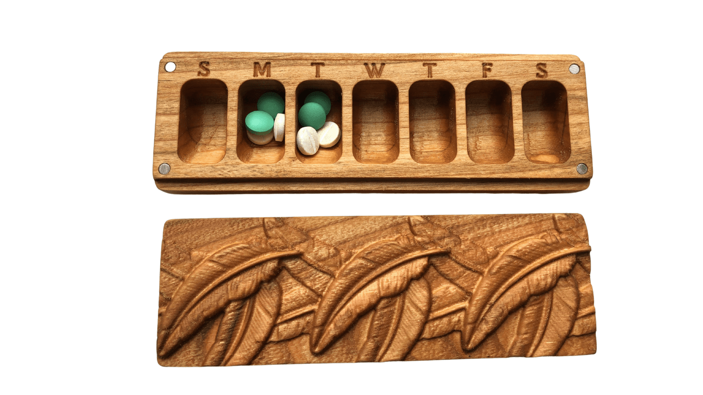 JTNlab PILLBOX WOODEN PILL BOX - 3D FEATHERS