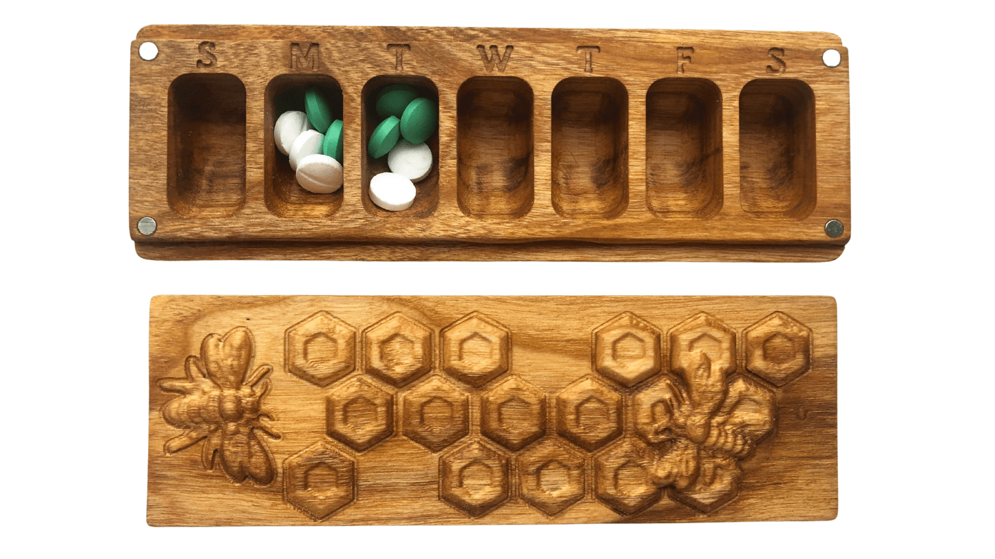 JTNlab PILLBOX WOODEN PILL BOX - 3D HONEYCOMB vs BEES